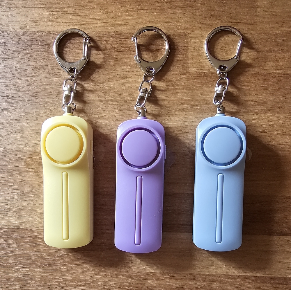 3 personal alarm keychains - Picture 1 of 5